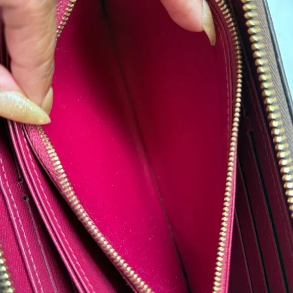 Louis Vuitton Monogram Zippy Wallet - Fuchsia Pink Lining - Picture 7 of 8